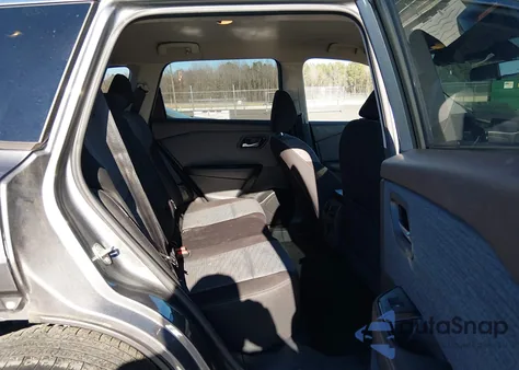 2023 Nissan Rogue Sv Fwd z USA, uszkodzony, nr VIN JN8BT3BA0PW002267